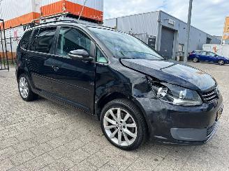 skadebil auto Volkswagen Touran 1.4 TSI Comfortline 7p. 2013/10