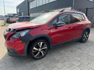 Peugeot 2008 1.2 PureTech GT-line picture 3