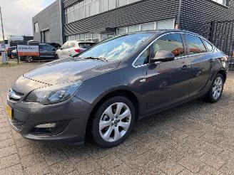 Opel Astra 1.4 Turbo Business+ picture 3