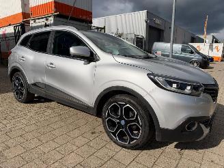 uszkodzony samochody osobowe Renault Kadjar 1.2 TCe Bose Automaat 2018/4
