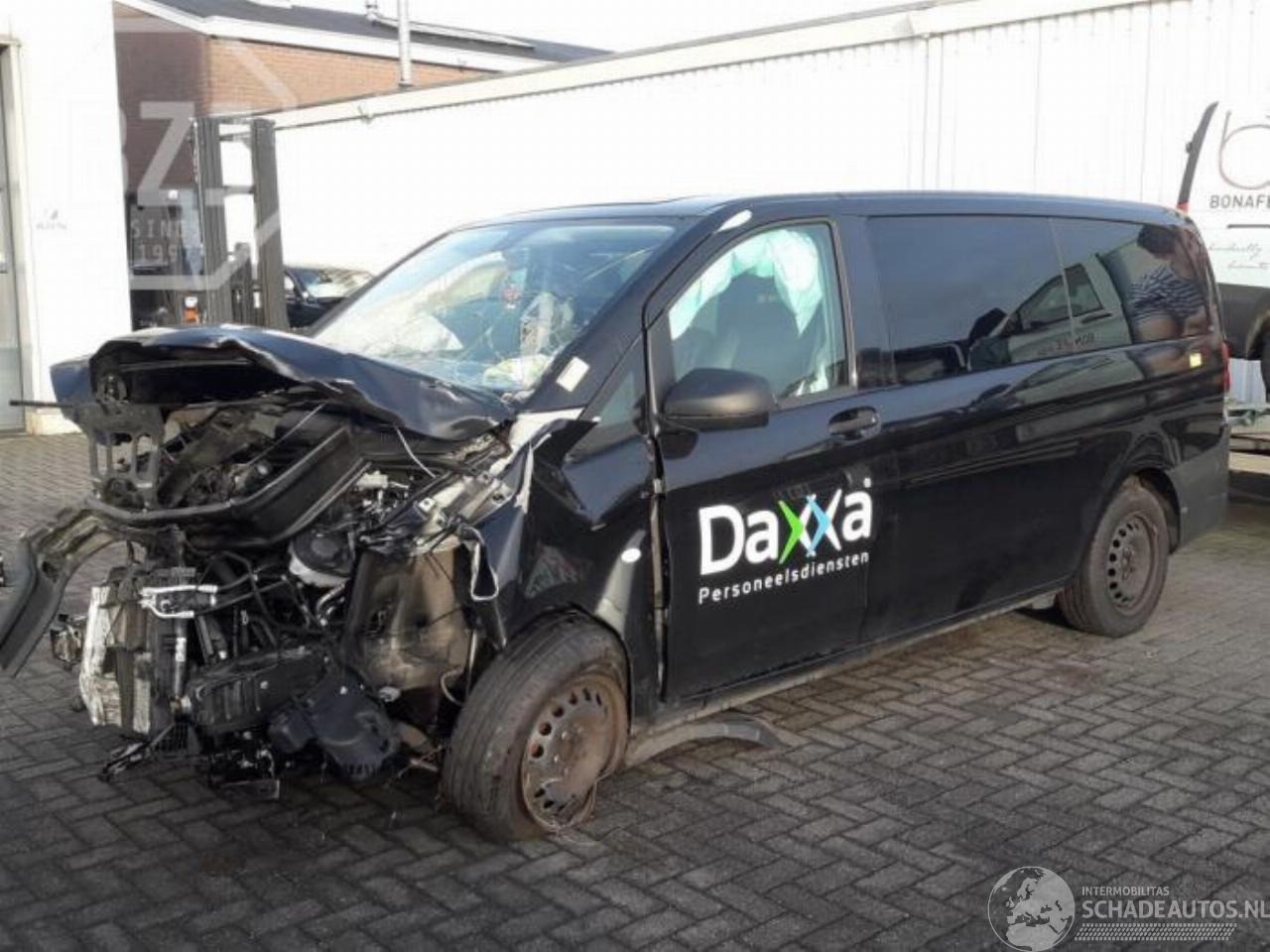 Mercedes Vito Vito Tourer (447.7), Bus, 2014 2.2 114 CDI 16V