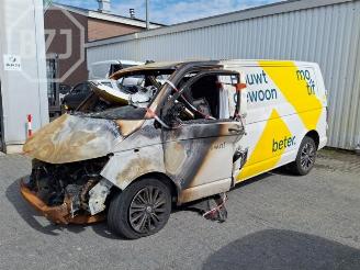 Vrakbiler auto Volkswagen Transporter Transporter T6, Van, 2015 / 2024 2.0 TDI 150 2022/3