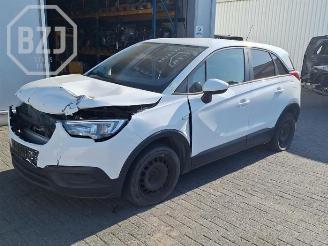 Coche siniestrado Opel Crossland Crossland (X), SUV, 2017 1.6 CDTi 100 2017
