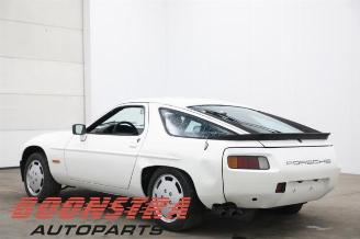 Porsche 928 928, Coupe, 1977 / 1995 4.7 S2 picture 2