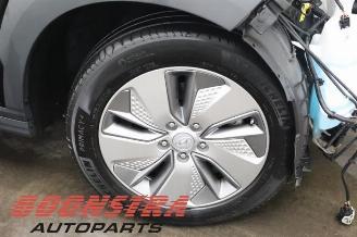 Hyundai Kona Kona (OS), SUV, 2017 / 2023 39 kWh picture 11