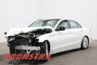 Vrakbiler auto Mercedes C-klasse C (W205), Sedan, 2013 / 2021 C-350 e 2.0 16V 2015/10