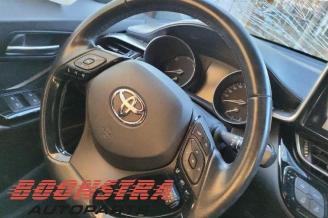 Toyota C-HR C-HR (X1,X5), SUV, 2016 1.8 16V Hybrid picture 5