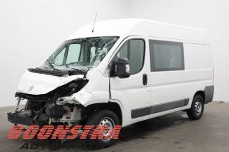 Vrakbiler auto Peugeot Boxer Boxer (U9), Van, 2006 2.2 HDi 110 Euro 5 2016/9