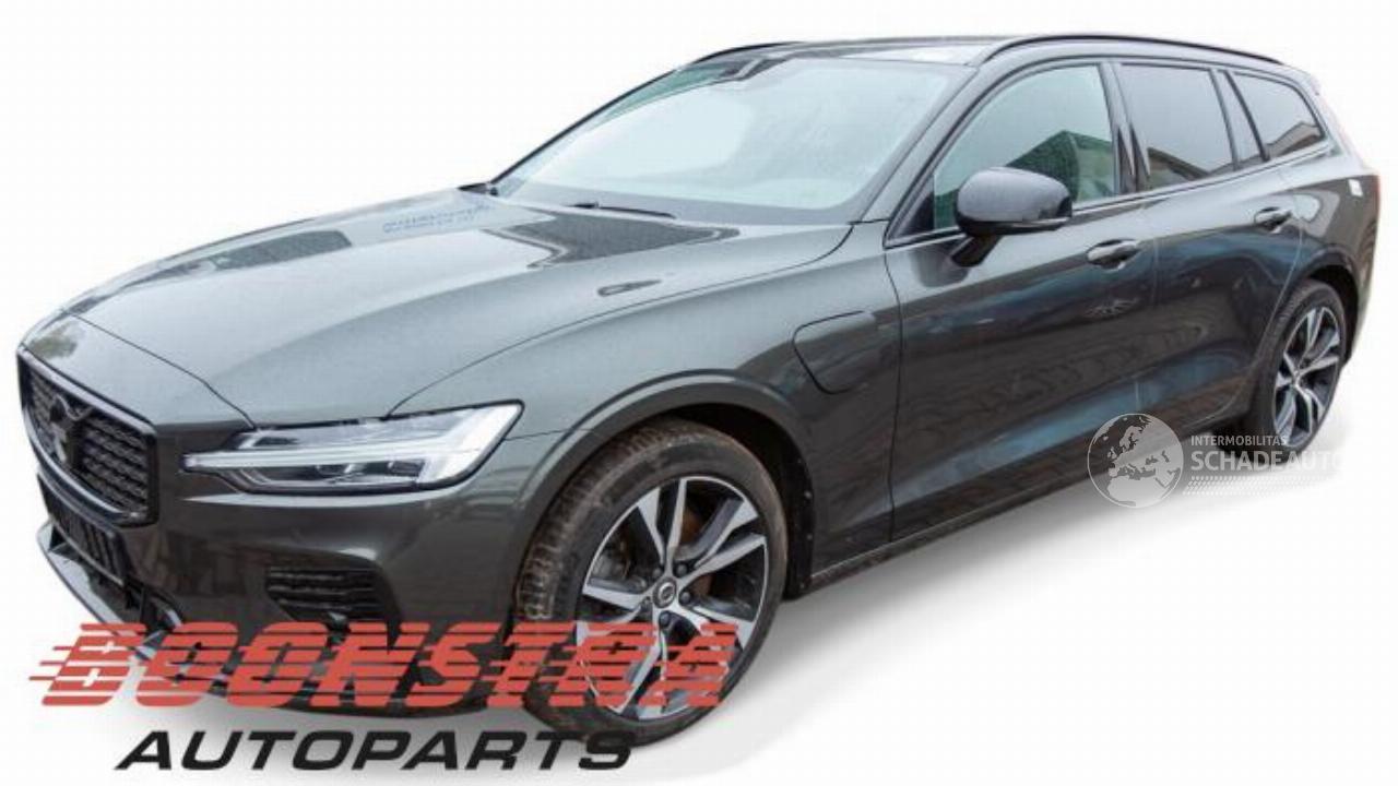 Volvo V-60 V60 II (ZW), Combi, 2018 2.0 T6 16V Twin Engine