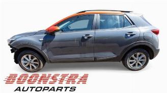 Kia Stonic Stonic (YB), SUV, 2017 1.0i T-GDi 12V picture 2