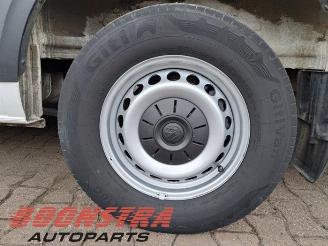 Volkswagen Crafter Crafter (SY), Van, 2016 2.0 TDI picture 23