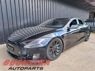 Autoverwertung Tesla Model S Model S, Liftback, 2012 75D 2018/11