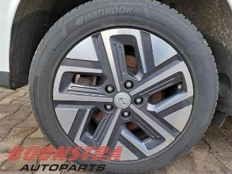 Hyundai Kona Kona (OS), SUV, 2017 / 2023 64 kWh picture 20