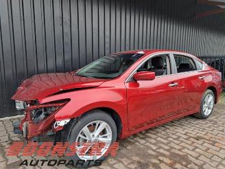 Vrakbiler auto Nissan Altima  2013/6