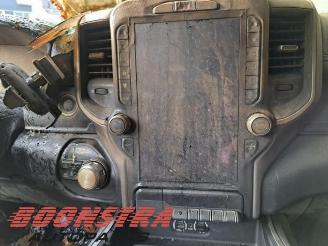 Dodge Ram 1500 Crew Cab (DS), Pick-up, 2010 / 2018 5.7 Hemi V8 4x4 picture 14