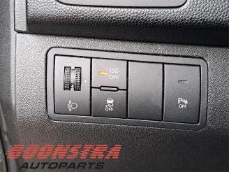 Kia Venga Venga, MPV, 2010 / 2019 1.4 CRDi 16V picture 19