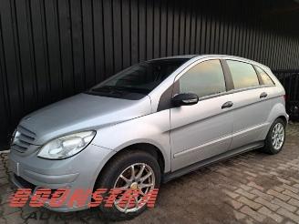 Uttjänta bilar auto Mercedes B-klasse B (W245), Hatchback, 2005 / 2011 2.0 B-180 CDI 16V 2006/9