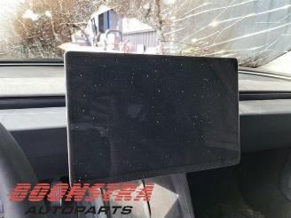 Tesla Model 3 Model 3, Sedan, 2017 Long Range RWD 78kWh picture 13