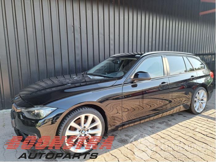 BMW 3-serie 3 serie Touring (F31), Combi, 2012 / 2019 320d 2.0 16V EfficientDynamicsEdition
