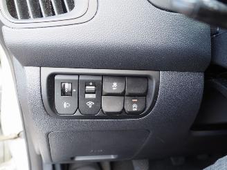 Kia Rio 1.2 plus pack picture 22