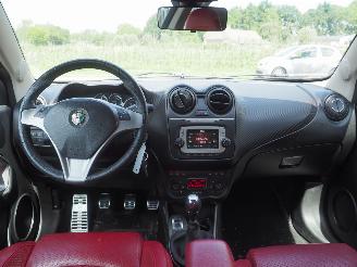 Alfa Romeo MiTo 0.9 TwinAir Esclusivo picture 12