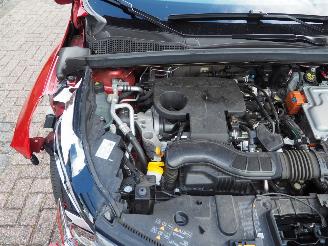 Renault Captur 1.6 Hybr 145 techno picture 16