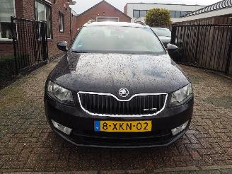 Skoda Octavia 1.6TDI GreenLine BusinessLine picture 2