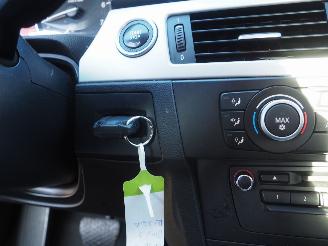 BMW 3-serie 320i Business Line Automaat picture 38