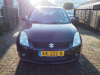 Suzuki Swift 1.3 Comfort picture 2