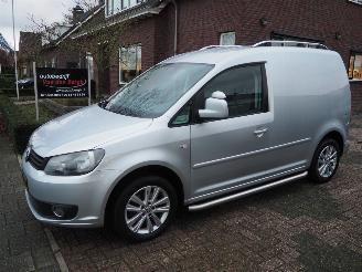krockskadad bil bedrijf Volkswagen Caddy 1.6 TDI 2007/1