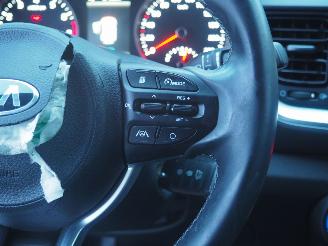 Kia Stonic 1.0 T-Gdi MHEV DynamicLine picture 18