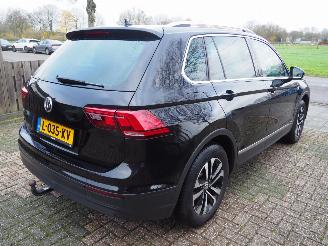 Volkswagen Tiguan 1.5 TSI Act ComfortLine Business picture 4