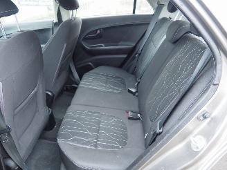 Kia Picanto 1.0 CVVT ISG Comfort pack picture 20