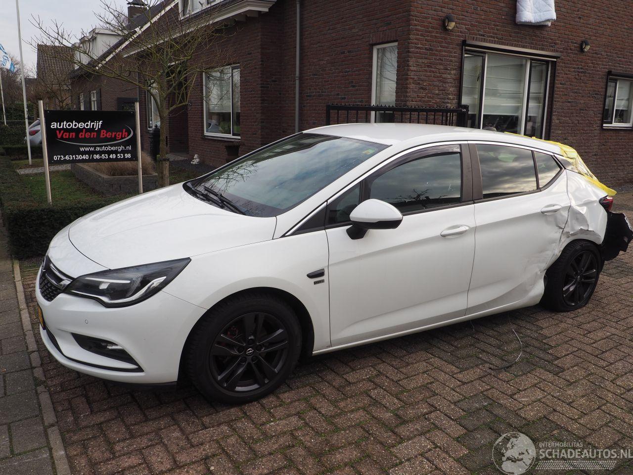 Opel Astra 1.0 t 120 edition