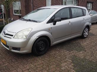 Unfallwagen Toyota Corolla-verso 1.8 VVT-i Sol 7Persoons 2004/4