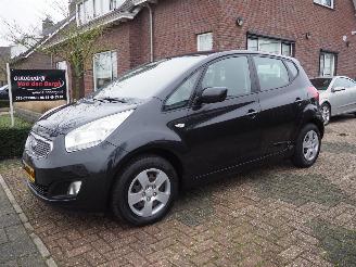 Unfallwagen Kia Venga 1.4 CVVT X-Tra 2010/11