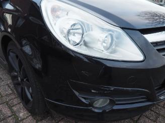 Opel Corsa 1.4-16V Opc-Line picture 7