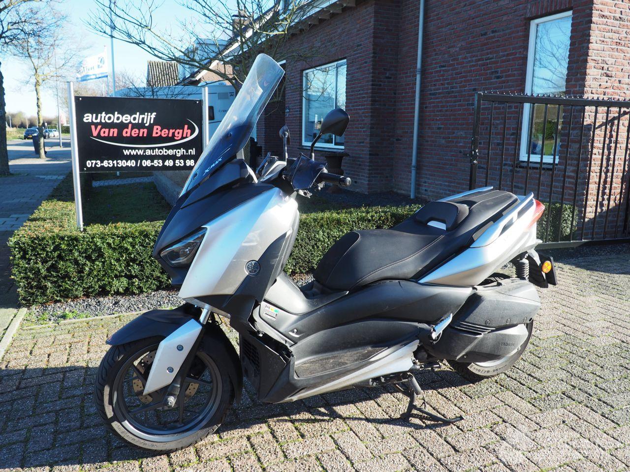 Yamaha Xmax 300 ABS