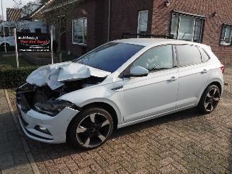 Coche accidentado Volkswagen Polo 1.0 TSI Highline 2017/12