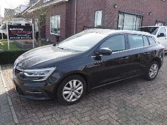 skadebil auto Renault Mégane 1.3 TCE Business Zen Automaat 2021/6