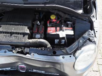 Fiat 500 1.2 Lounge picture 13