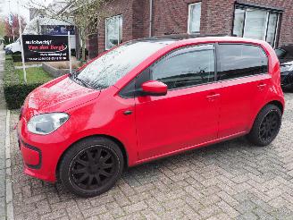 skadebil auto Volkswagen Up! 1.0 Move Up BlueMotion 2012/7