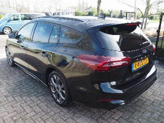 Ford Focus 1.0 EcoBoost Hybrid ST Line picture 6