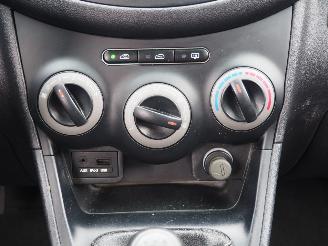 Hyundai I-10 1.1 I-Drive picture 16