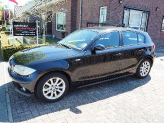 Schadeauto BMW 1-serie 116i 2006/10