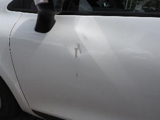 Renault Clio 0.9 Tce Expression picture 8