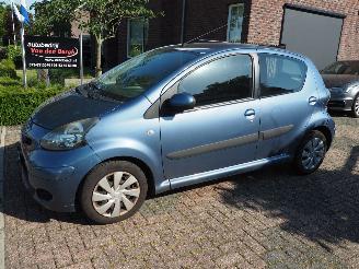 škoda osobní automobily Toyota Aygo 1.0-12V 2009/5