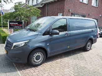Unfall Kfz Van Mercedes Vito 110 CDI Functional Lang 2021/9