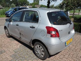 Toyota Yaris 1.0 VVTi Acces picture 6