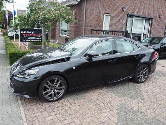 uszkodzony samochody osobowe Lexus IS 300H F Sport Line 2015/11